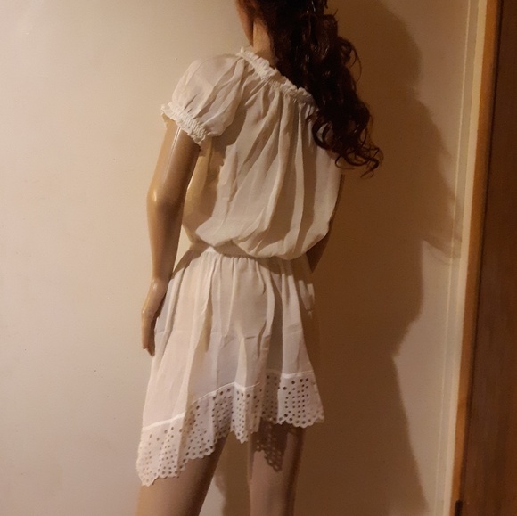 Cute White Ruffle Crochet Mini Dress Sz M Cover-up - Picture 3 of 6